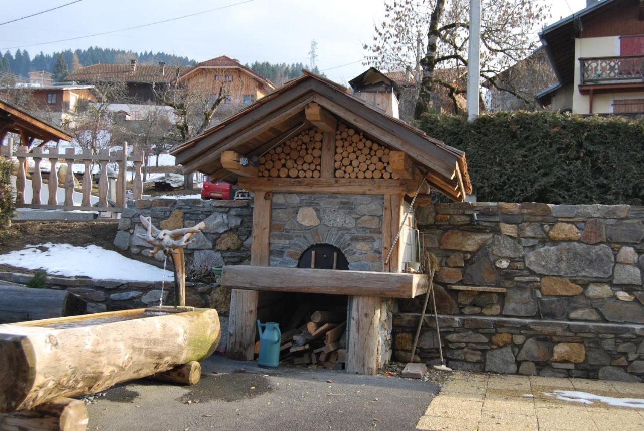 孔布卢La Ferme Du Mont-Blanc住宿加早餐旅馆 外观 照片