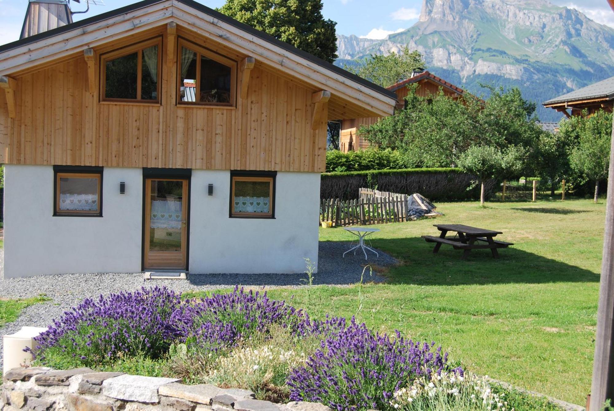 孔布卢La Ferme Du Mont-Blanc住宿加早餐旅馆 外观 照片