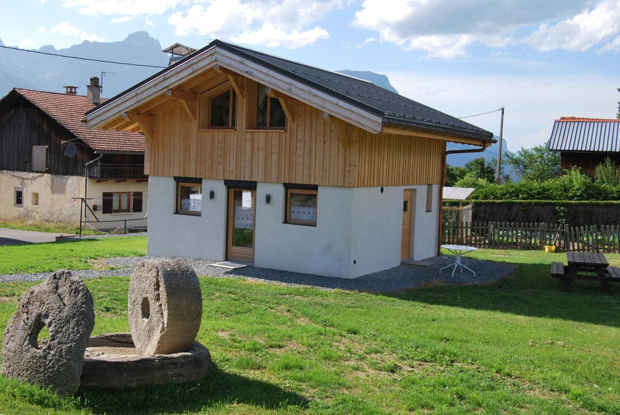 孔布卢La Ferme Du Mont-Blanc住宿加早餐旅馆 外观 照片